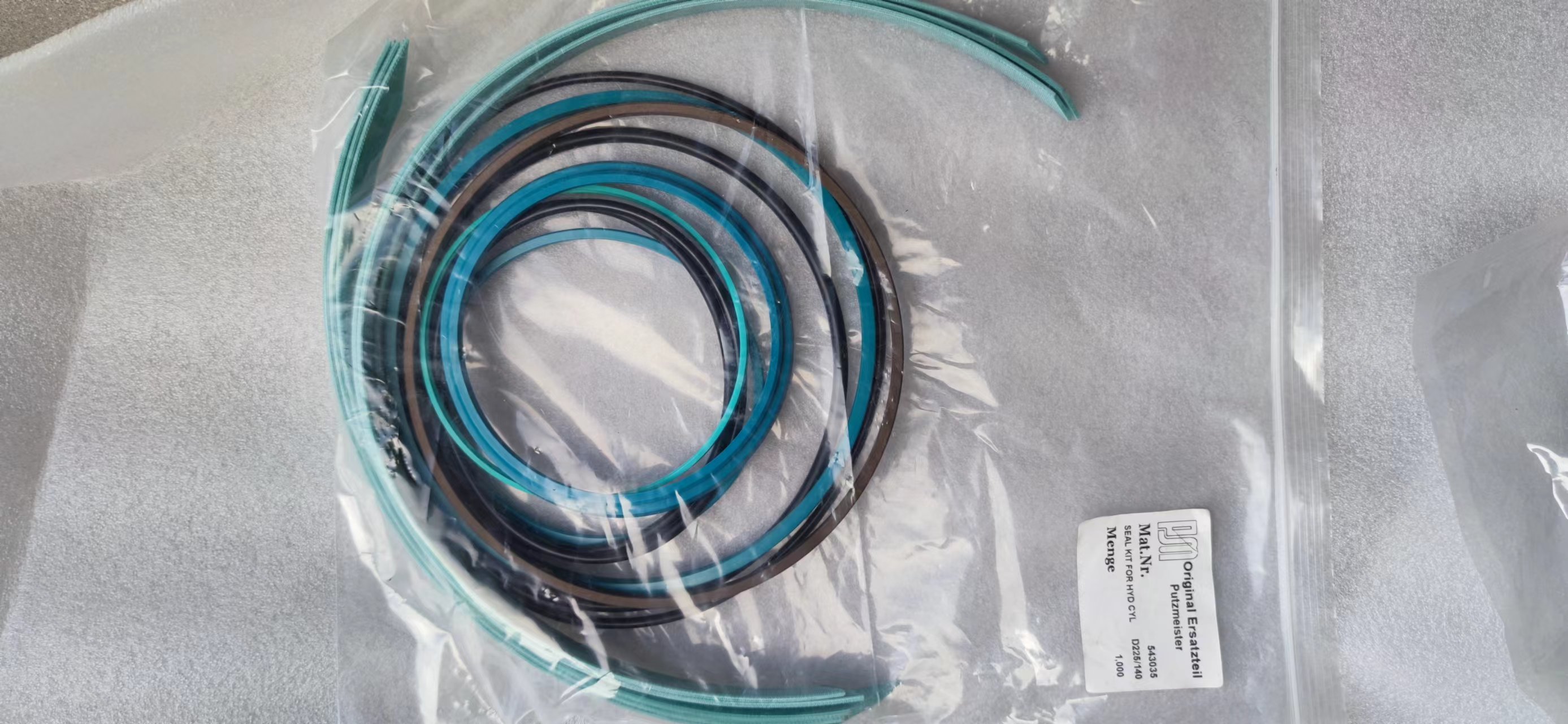 PM seal set 543035.jpg
